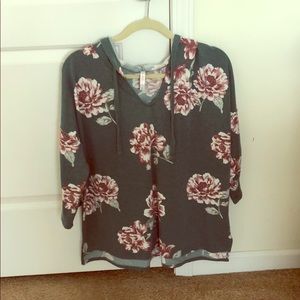 3/4 sleeve lightweight sweatshirt with hood.